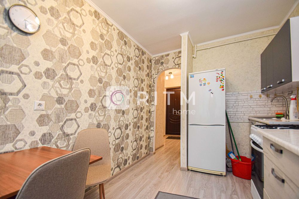 Здається 1-кімнатна квартира по вул. Миру