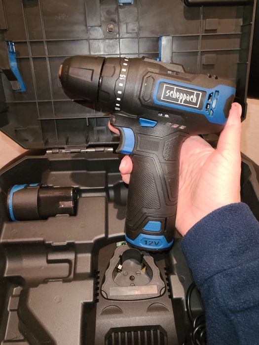 Акумуляторний шуруповерт