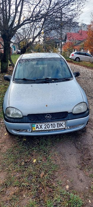 Продам автомобиль опель корса .