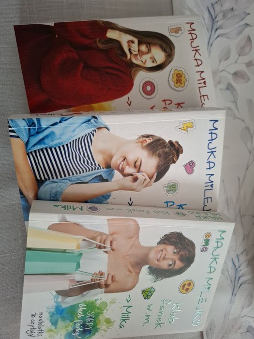 Klub fanek w.m. trzy części