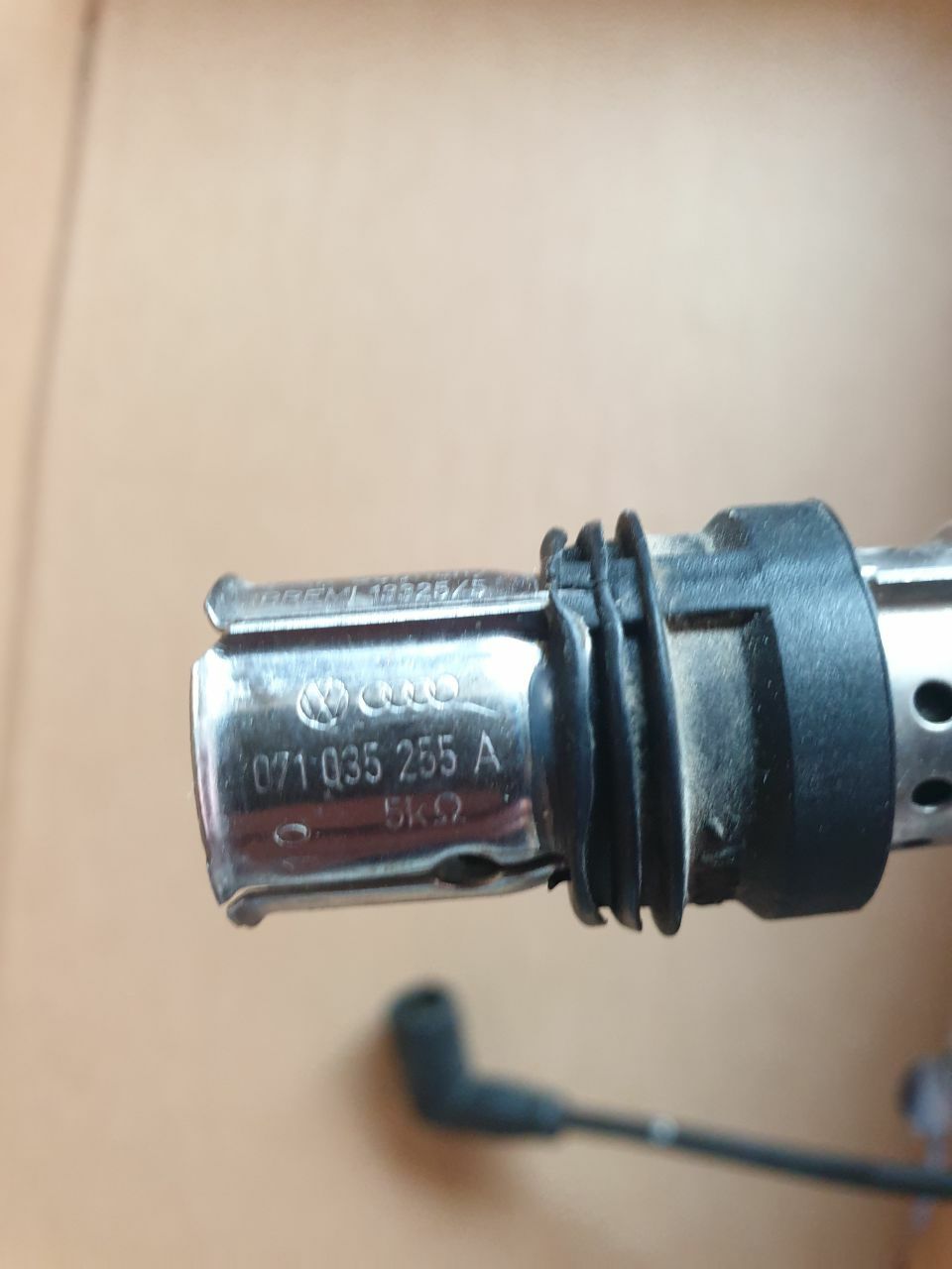 Провод высоковольтный Volkswagen Audi 071035255A