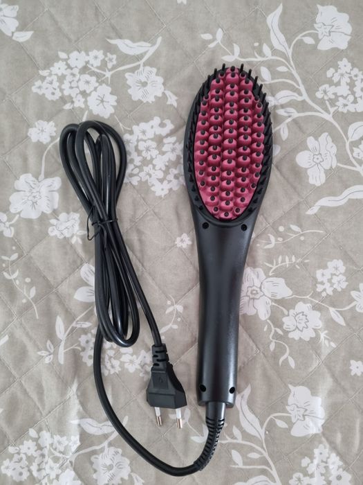 Escova alisadora de cabelo nova