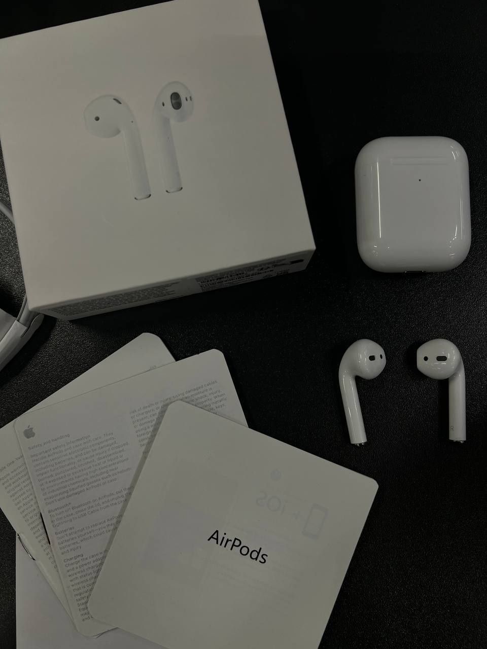 AIR PODS 2.  Хорошие наушники для игр,тренировок