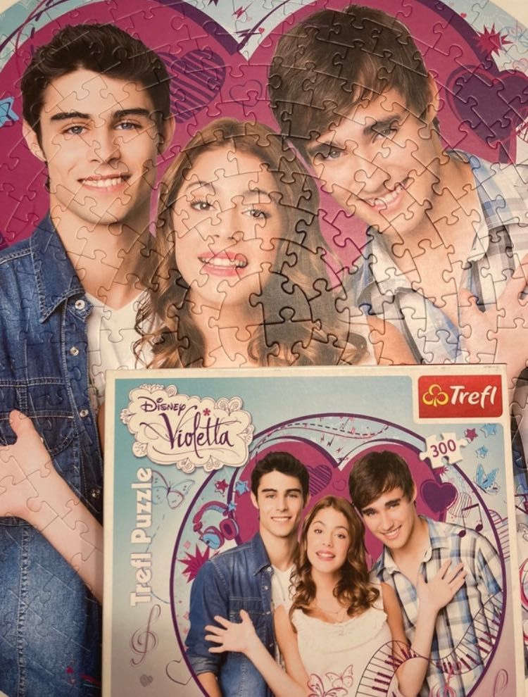 Puzzle Violetta 300