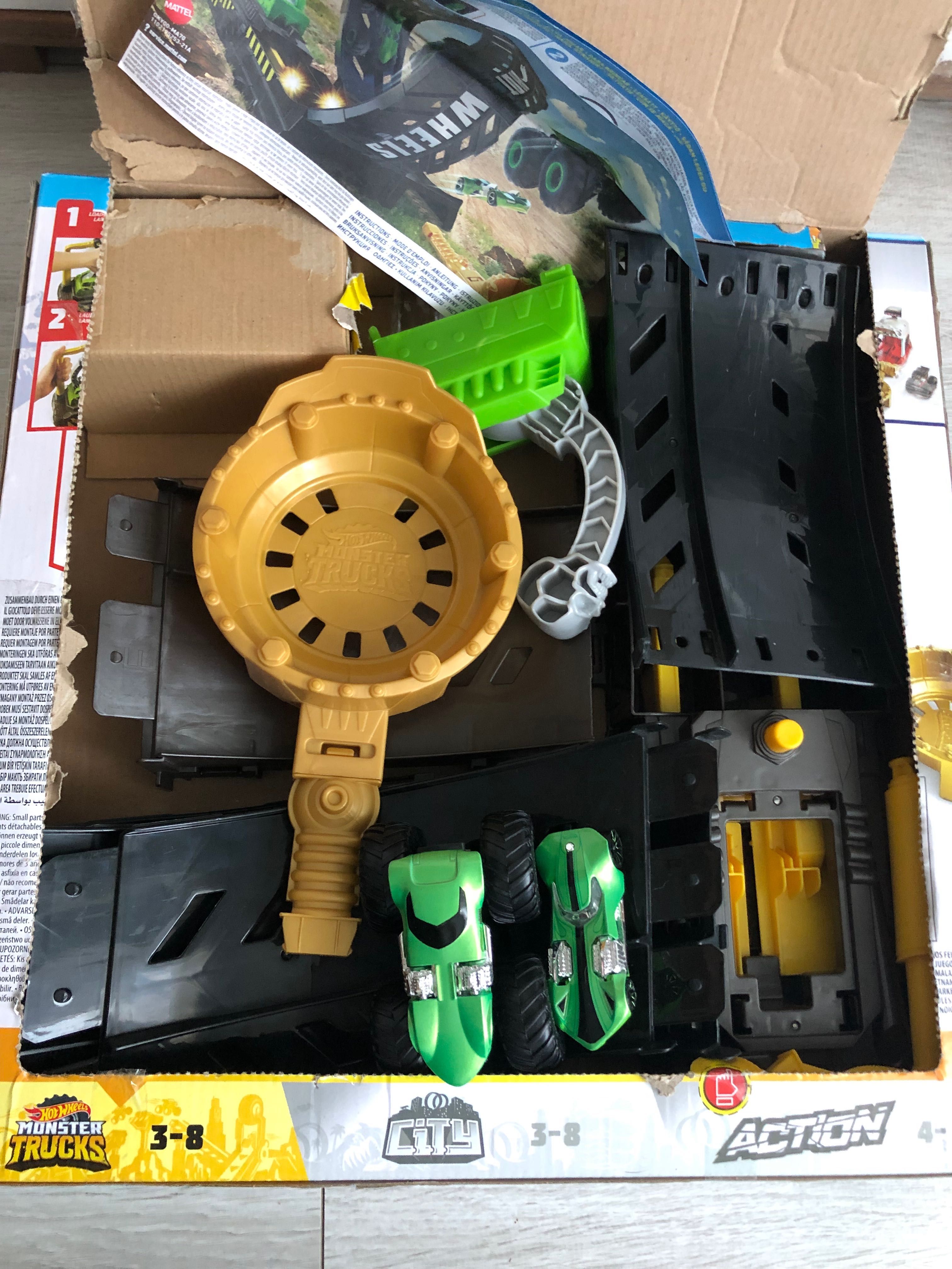 Zestaw Hot Wheels Monster Truck