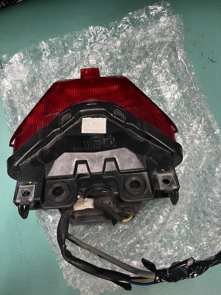 Farol original mt07