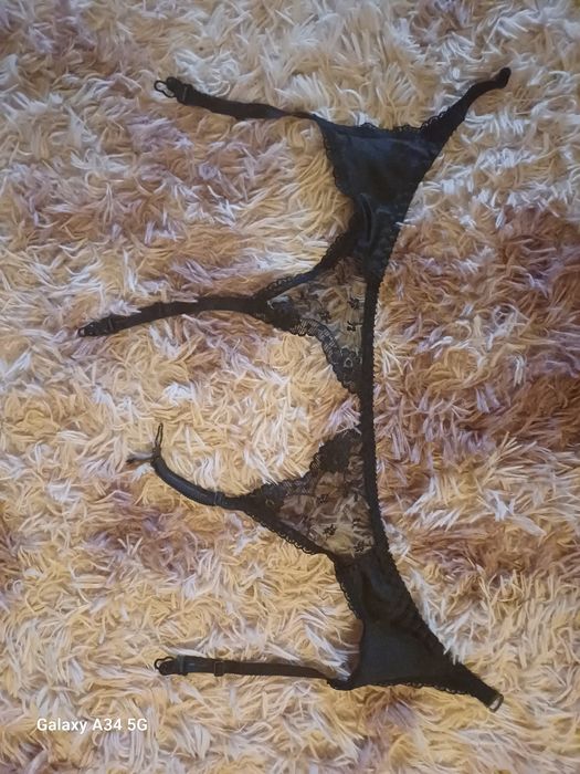 Koronkowe pasy do pończoch