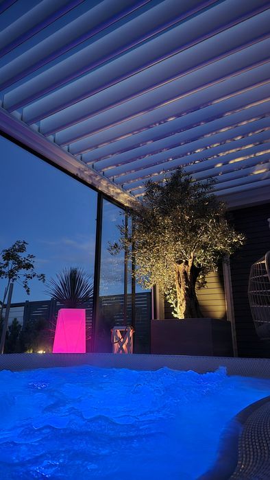 Luksusowe domki nad morzem sauna jacuzzi bilard małpi gaj