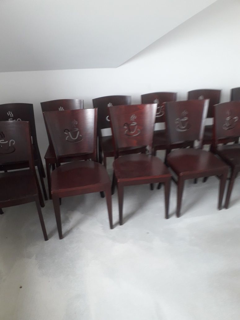 Krzesła Fameg Radomsko wyginane