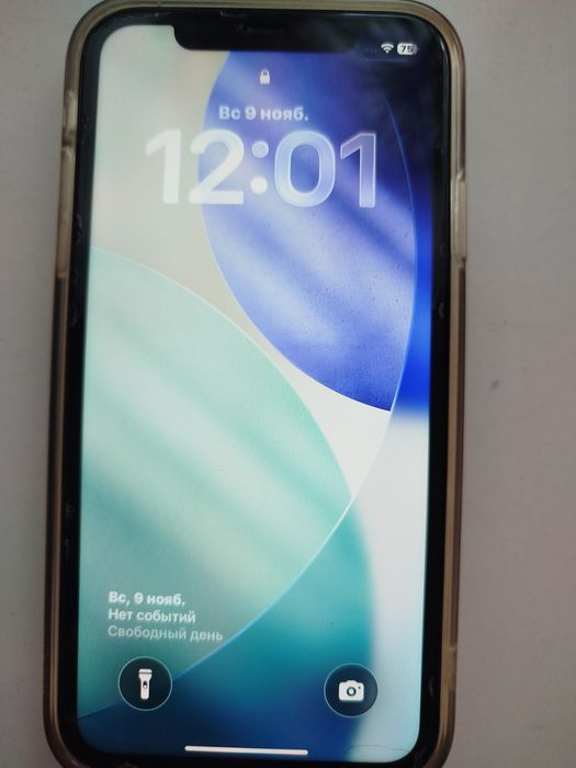 Продам iPhone 11