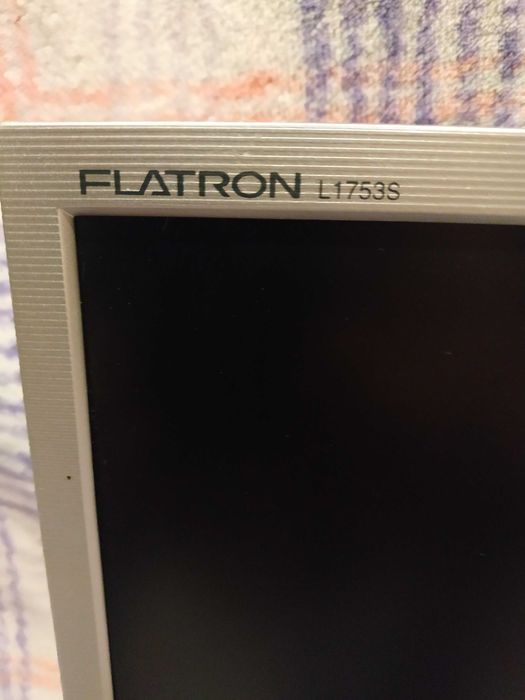 Monitor LG Flatron 15`