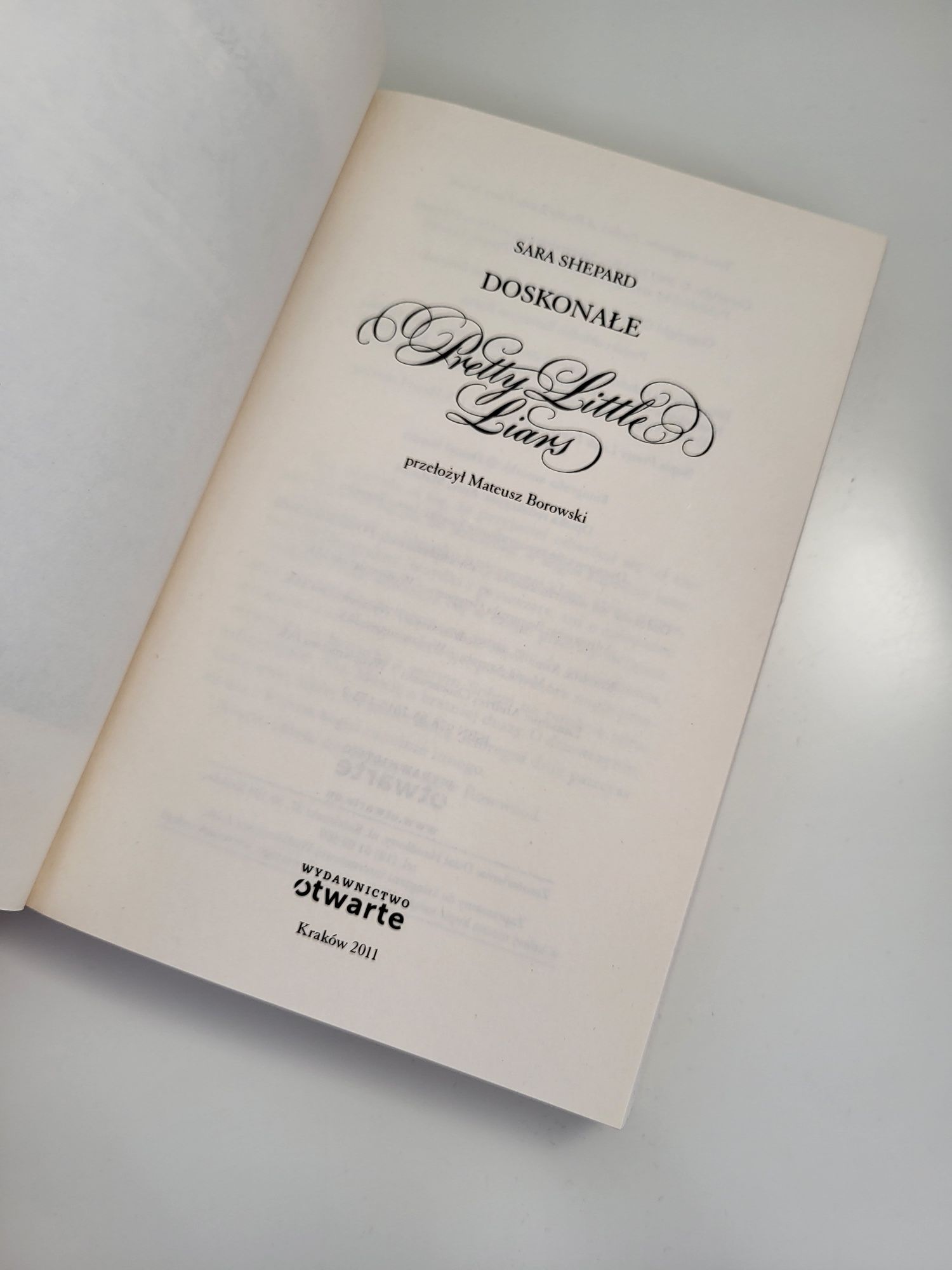 Książka "Pretty Little Liars: Doskonałe" Sara Shepard