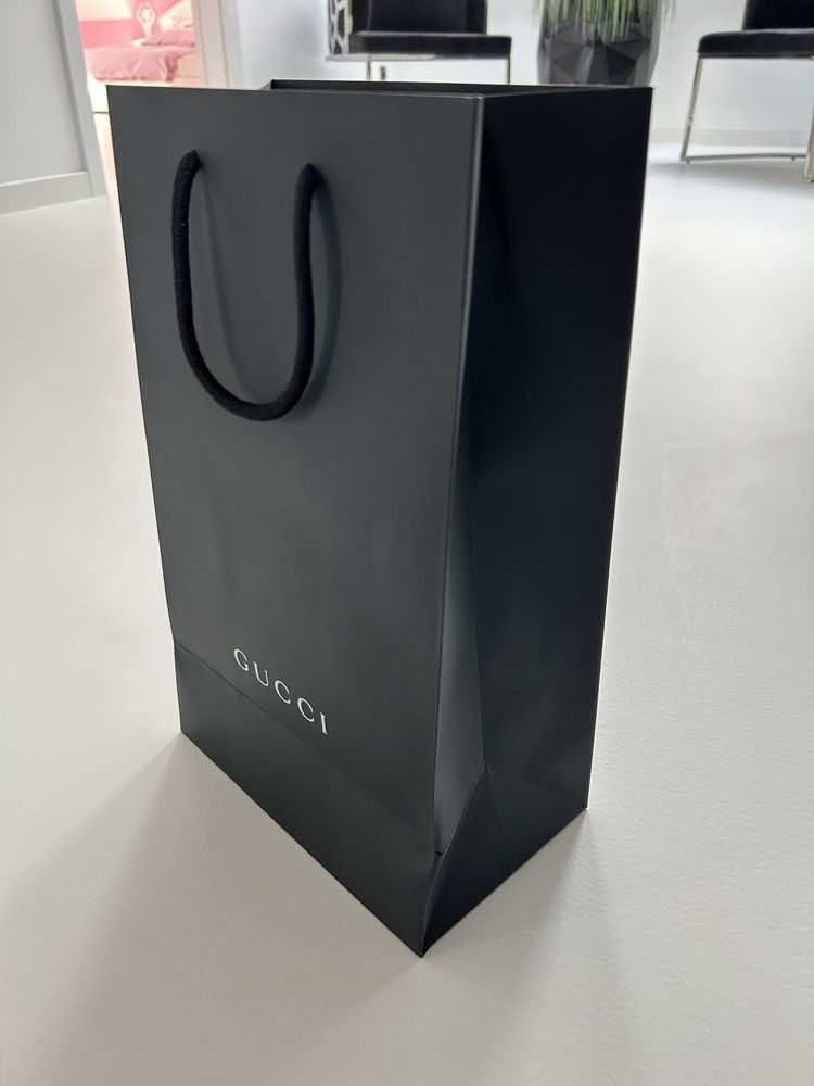 Gucci czarna torebka papierowa 23x38x13,8cm