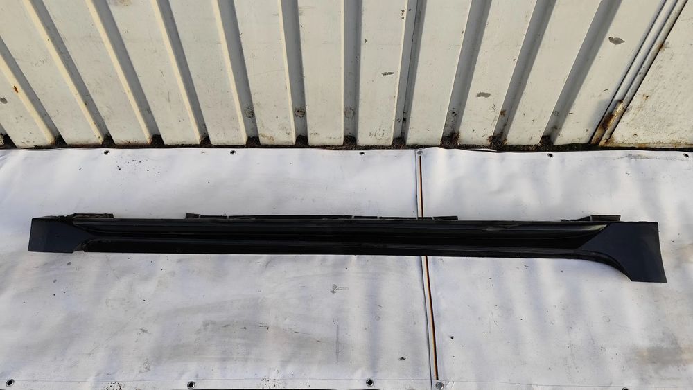 TOYOTA COROLLA E21 KOMBI PRÓG PRAWY LISTWA PROGOWA 75850-02220