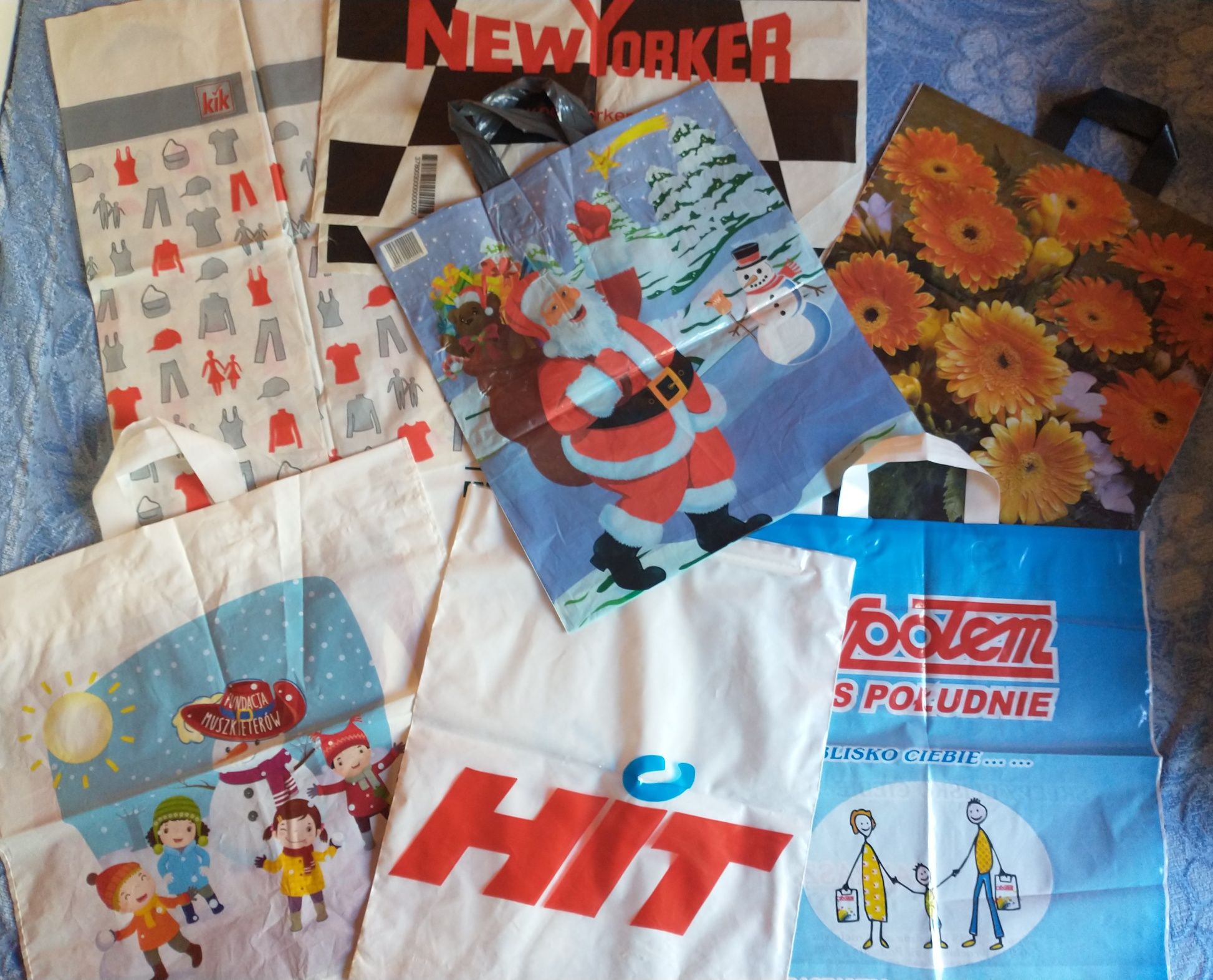 Super zestaw 8 dużych retro reklamówek sklepowych - warto zajrzeć!