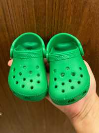 Crocs criança tamanho C4