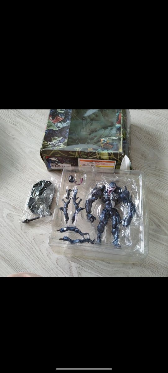 Figurka kolekcjonerska Venom Amazing yamaguchi marvel