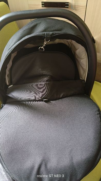 Nosidełko/ fotelik samochodowy dla dziecka