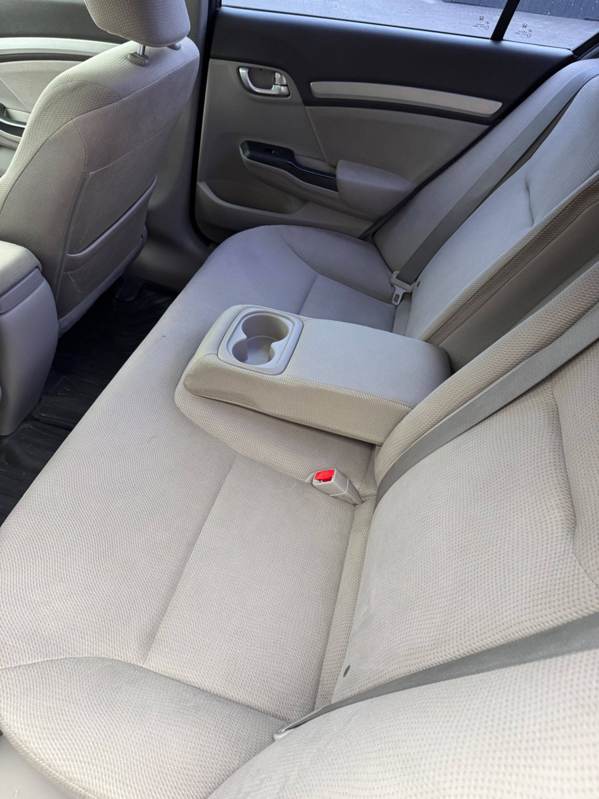 Honda Civic 9 2012 1.8 автомат