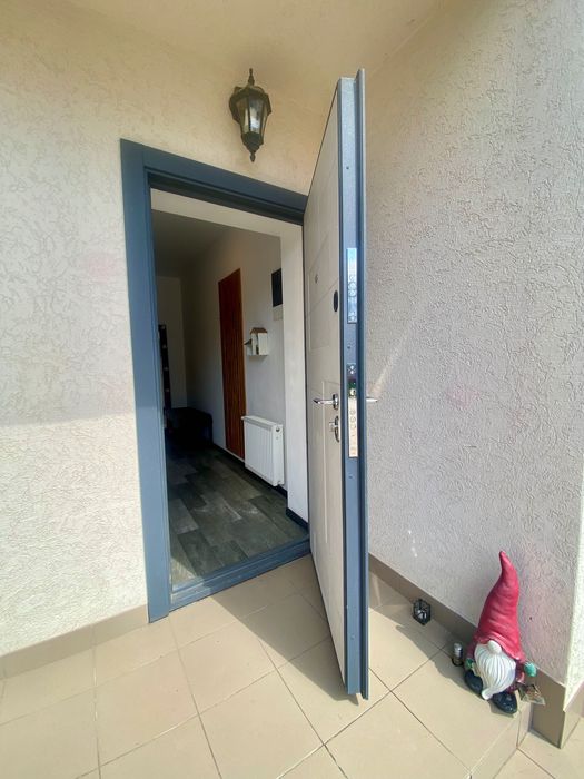 Розрахунок в гривнях.Продаж таунхаусу з ремонтом та меблями!є підвал