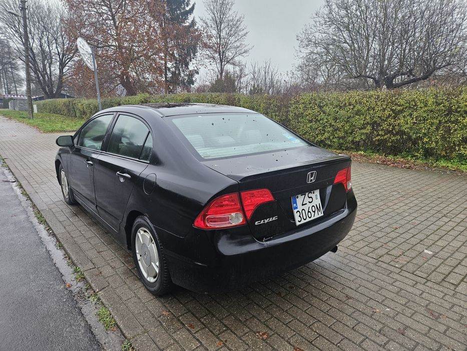 Honda Civic 1.8 benzyna 141 koni 2008r