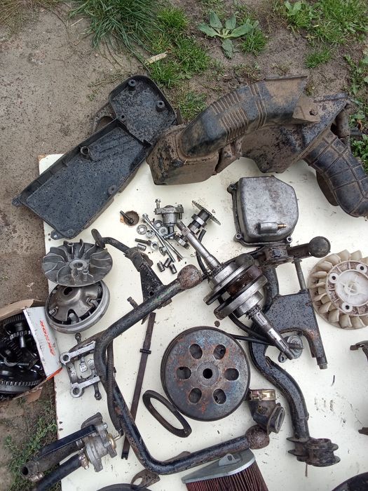 Продам запчясти китайского скутера,одним лотом150 гр.договорная