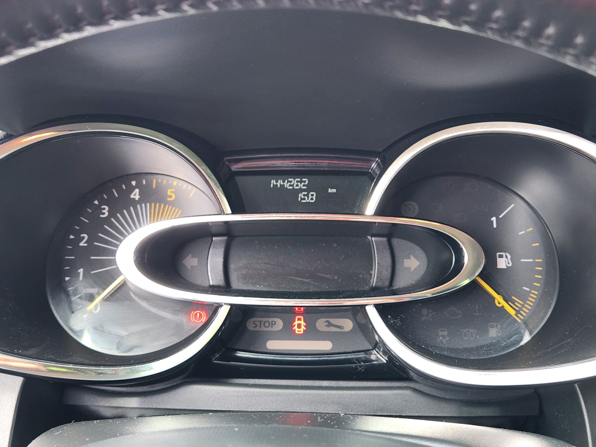 Renault clio 1.5 DCi 18 meses de garantia