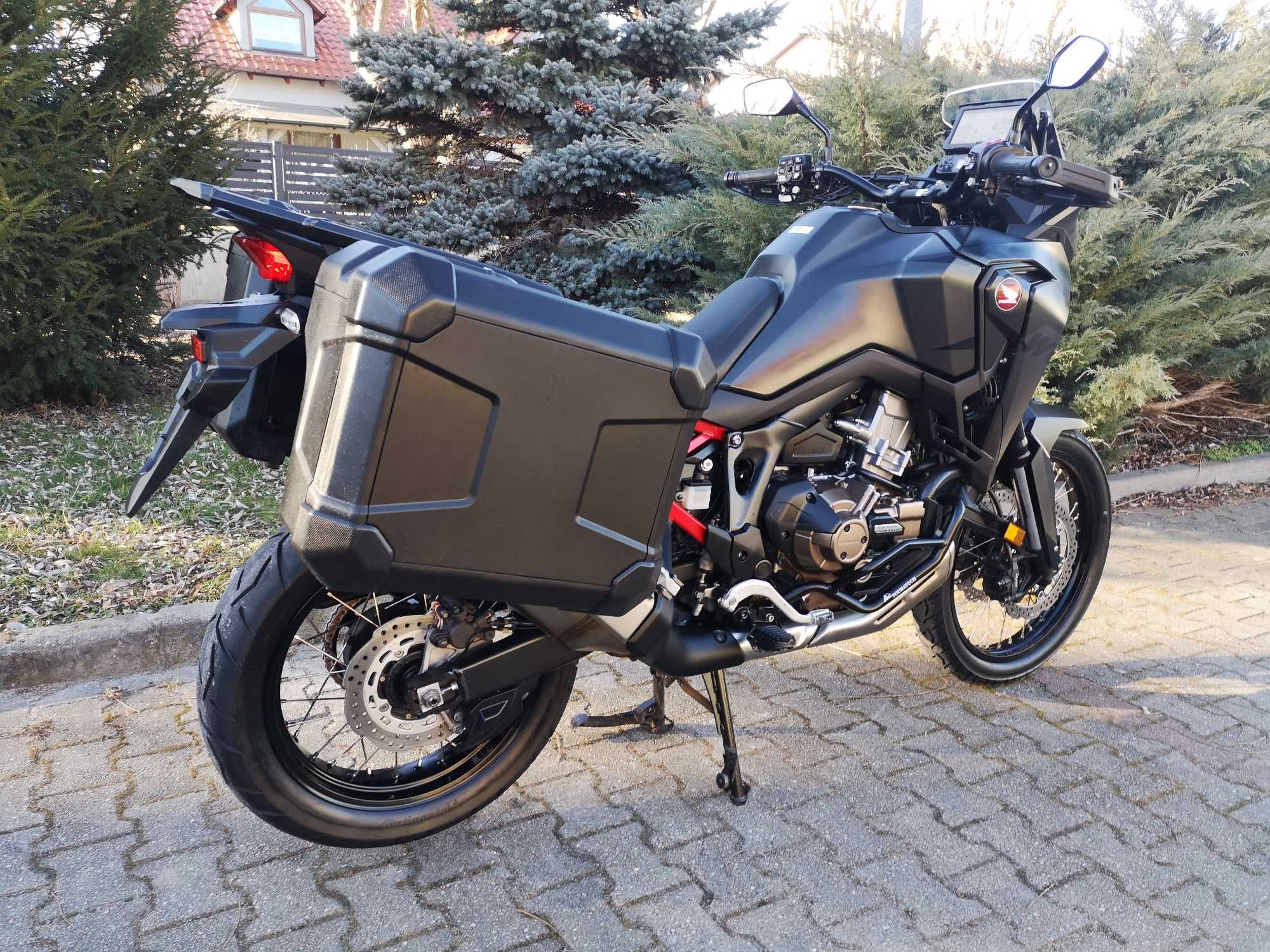 Honda CRF 1100 DCT  z Niemiec od I właściciela  Jak NOWA