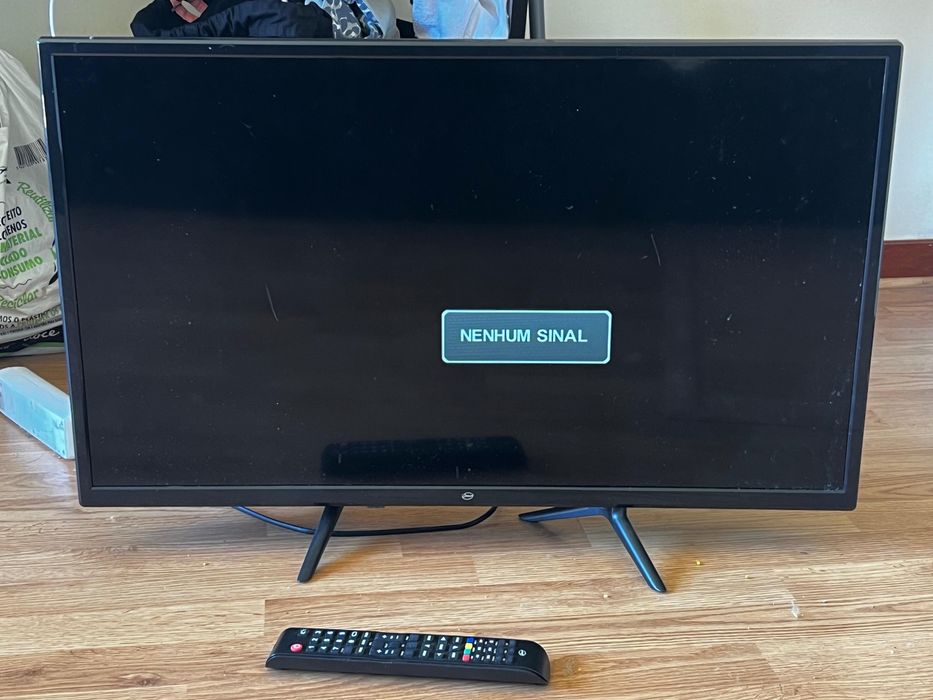Duas TV LCD 32”
