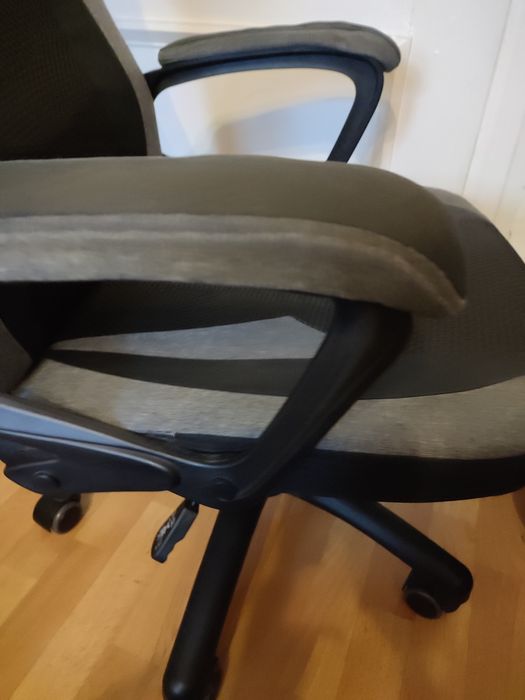 Fotel gamingowy kubełkowy HUZARO 2.5 szary