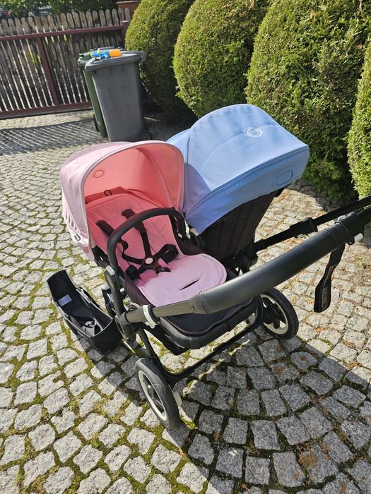 Wózek bugaboo donkey twin gondole i spacerówka.