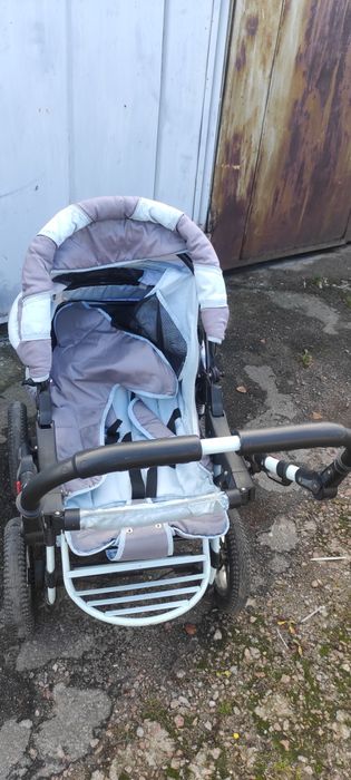 Дитяча коляска майже нова