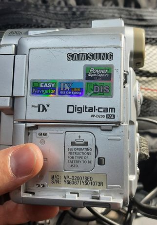 Видеокамера Samsung VP-D200