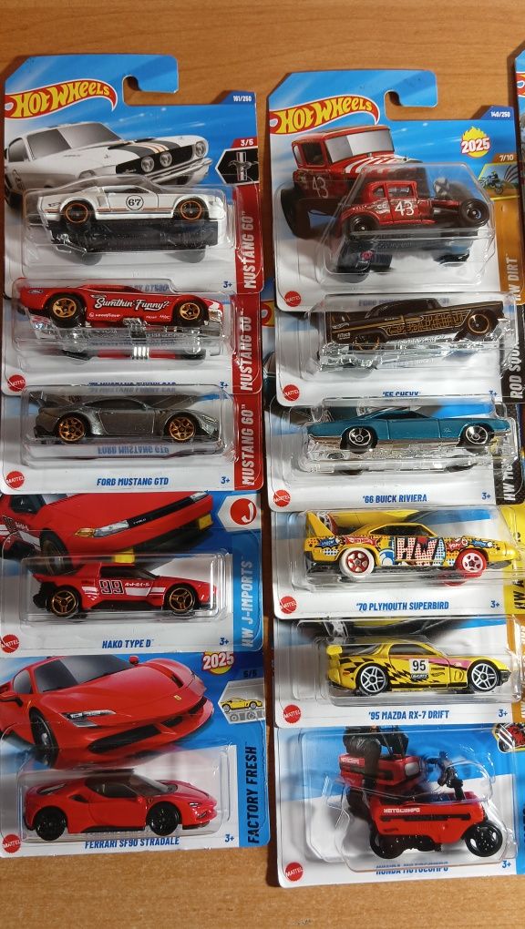 Hot wheels 2025 FERRARI Th