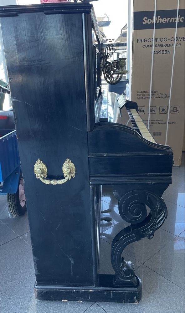 Piano Antigo A.BORD Paris