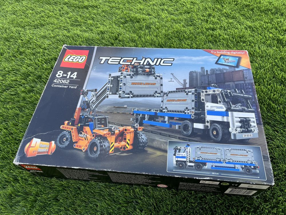 LEGO Technic 42062 Depósito de Contentores - a estrear