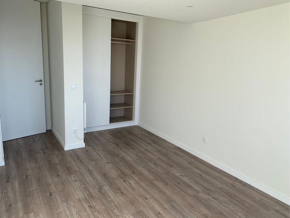 T2+1 rua do Campo Alegre 144