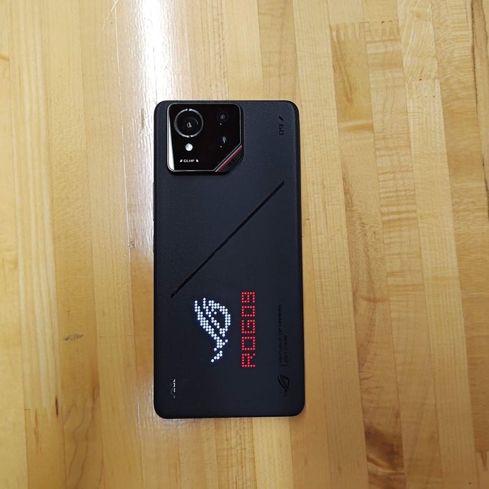 Sprzedam telefon gamingowy ROG Phone 9