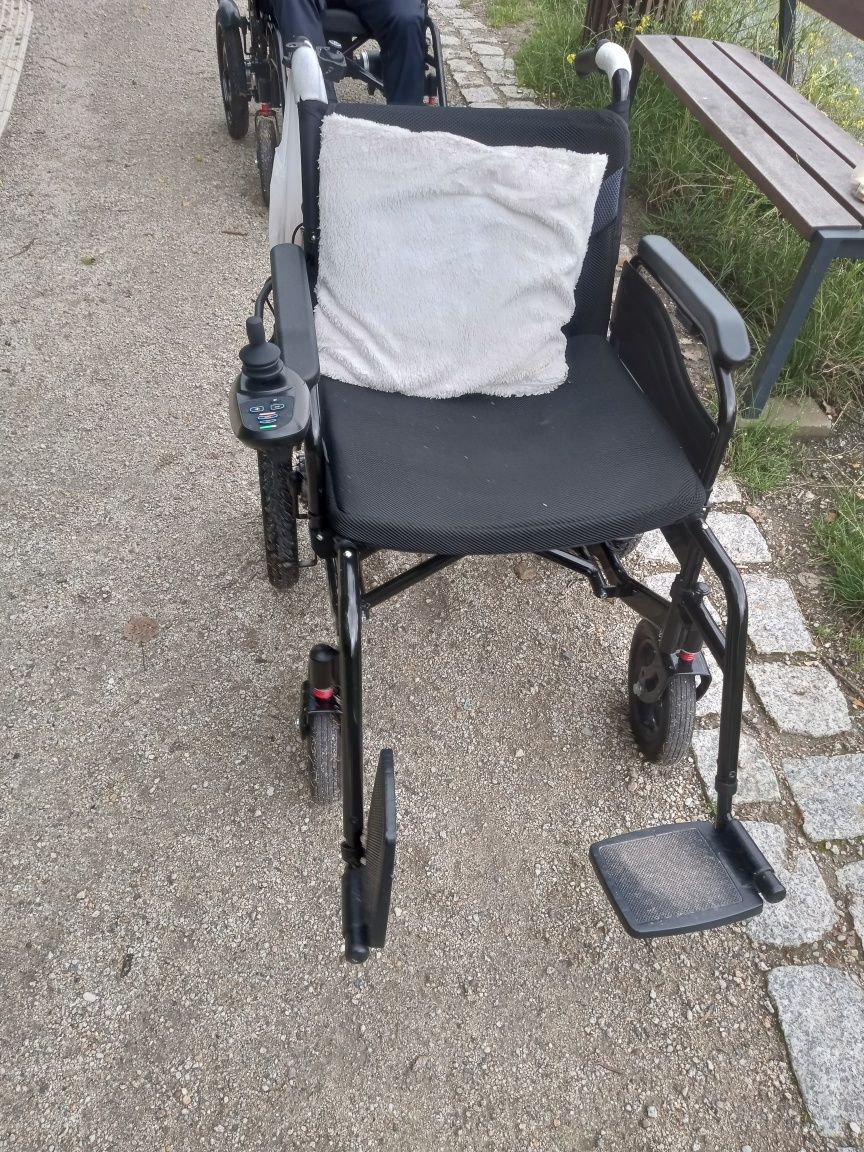 Wózek inwalidzki elektryczny nowy