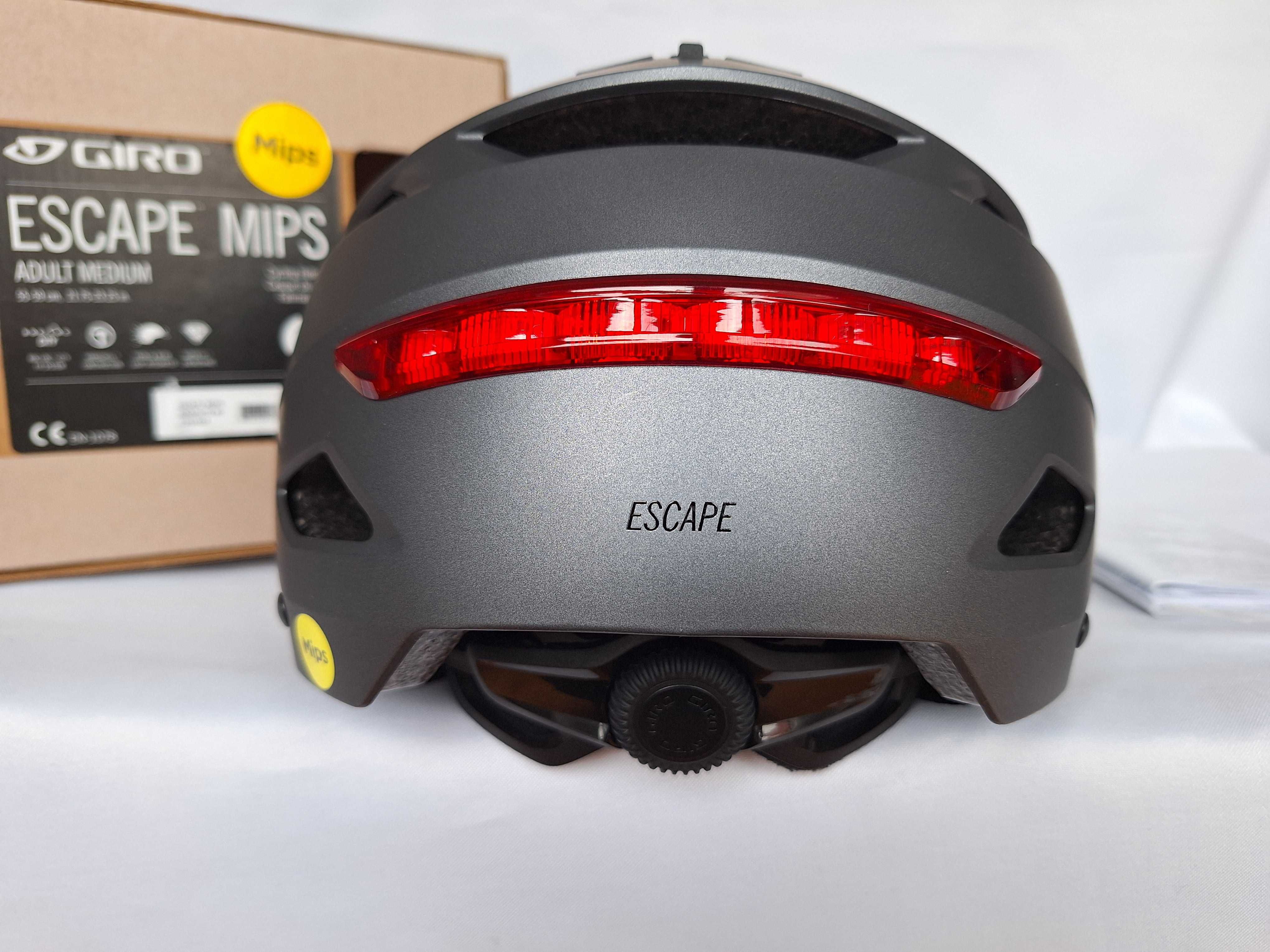 Kask rowerowy Giro Escape Mips Graphite M 55-59cm LED