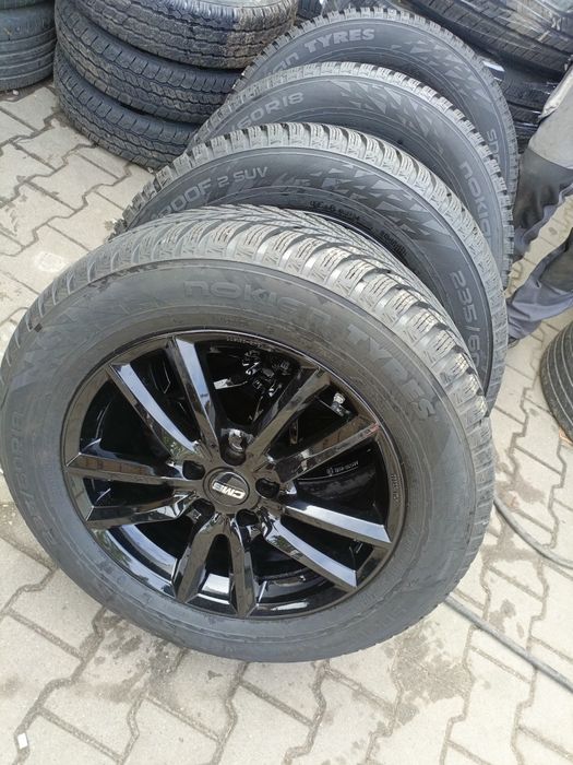 Koła aluminiowe zimowe 235/60/18  Nokian 5x114,3 Honda Toyota lexus