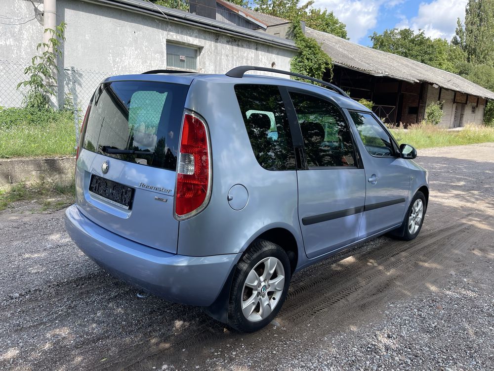 Skoda Roomster 1,6 MPi gaz  stan bardzo dobry