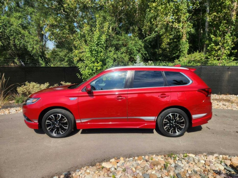 Mitsubishi Outlander Hybrid GT S-AWC      2018