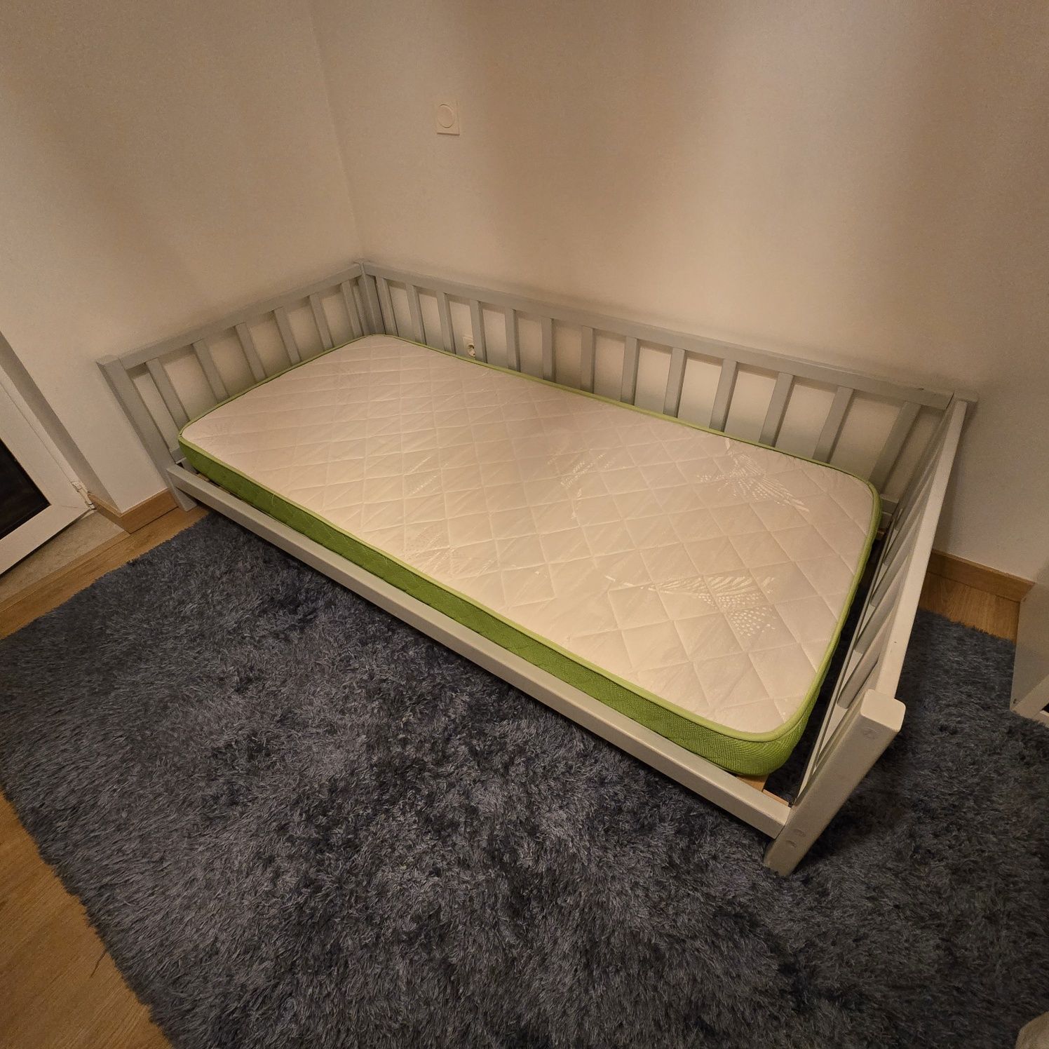 Vendo cama solteiro