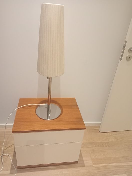Mesa de cabeceira