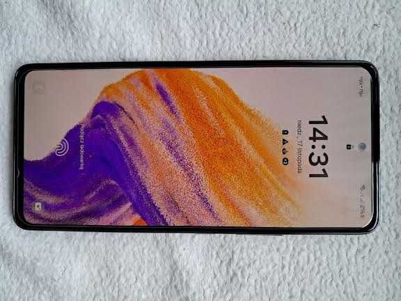 telefon Samsung Galaxy A53 5G. okazja idealny - jak nowy smartfon etui