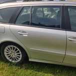 MERCEDES W211 KOMBI DRZWI PRAWY TYL 775