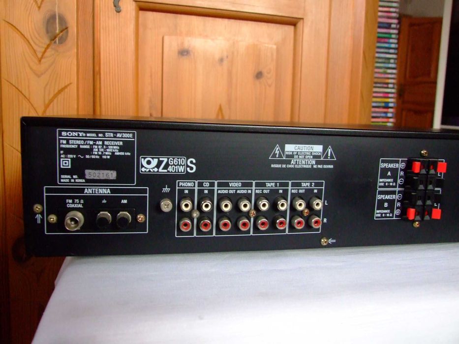 Sony STR-AV300E .