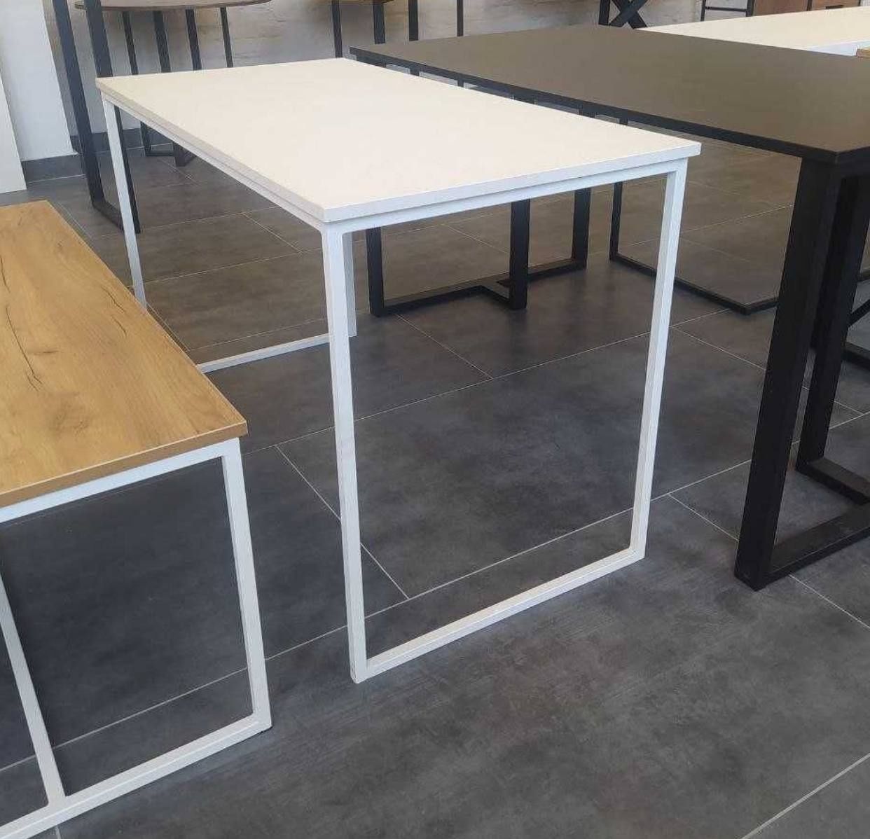 ПРОДАМ ТЕРМІНОВО МЕБЛІ,крісла керівника, стільці,столи LOFT, стільці