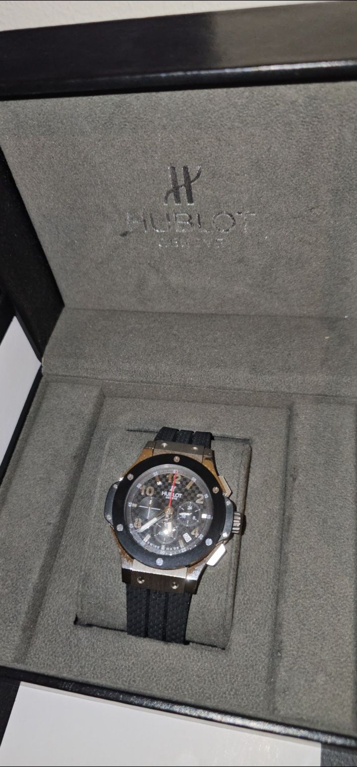 Relógio Hublot Novo